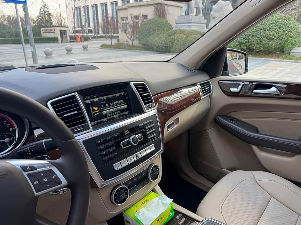 Mercedes-Benz M class