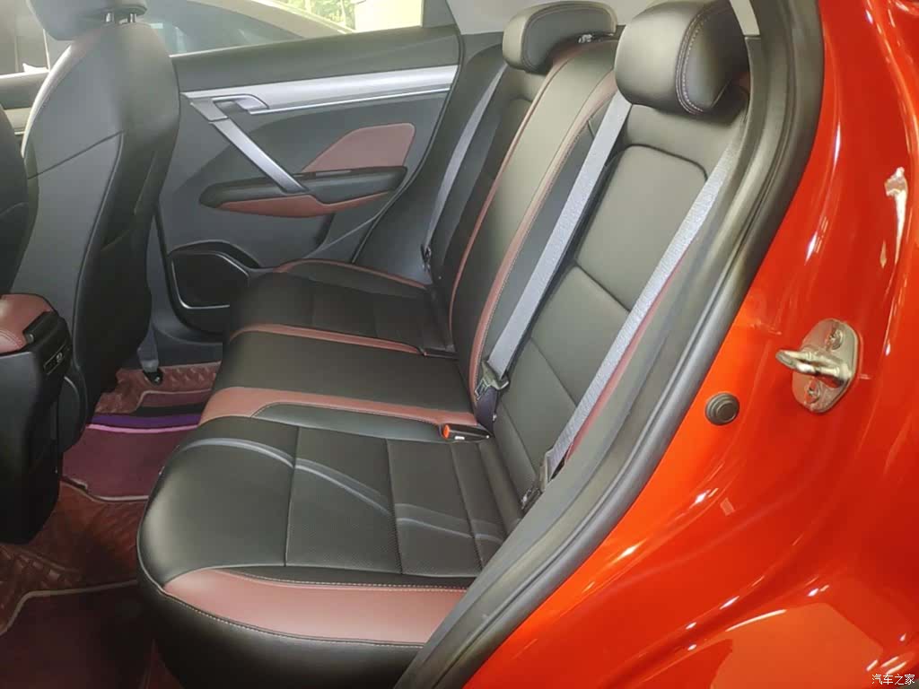 Geely Coolray, 2023 17