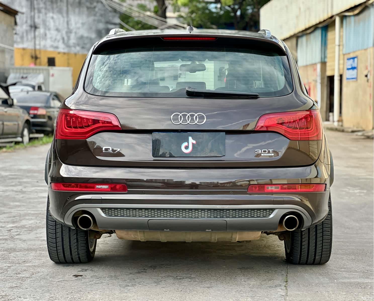 Audi Q7, 2011 все фото