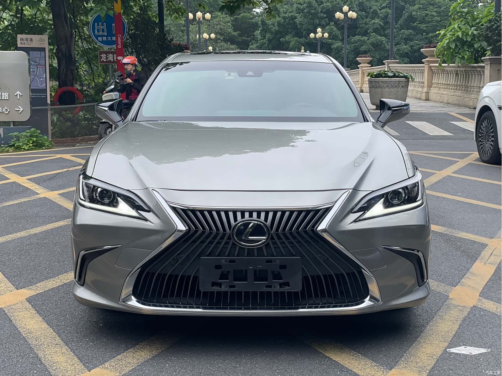 Lexus ES, 2019 2