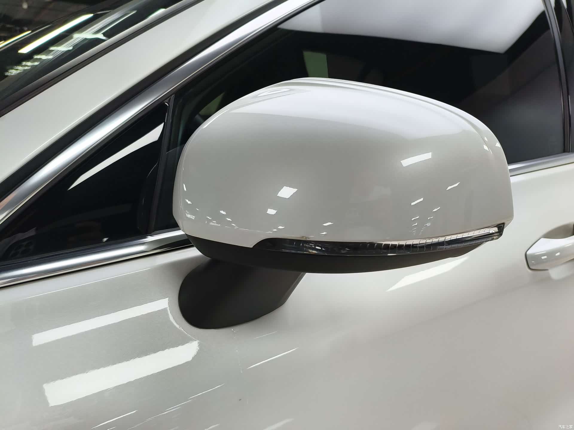 Volvo S60, 2022 11