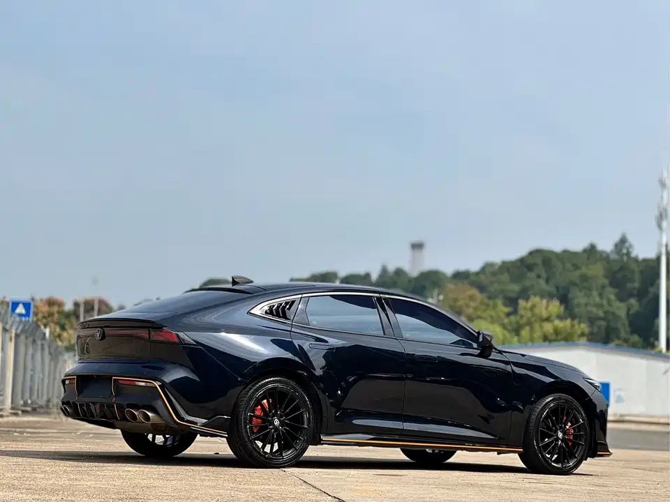 Changan UNI-V