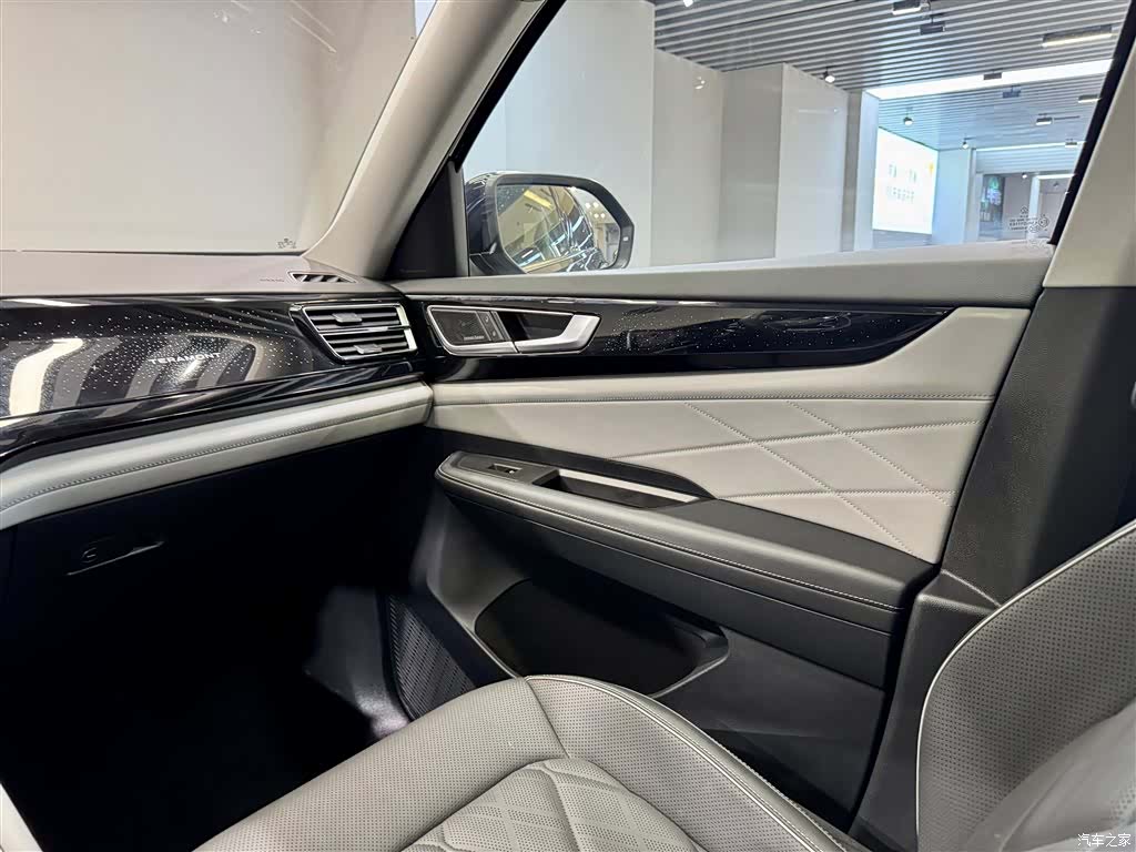 Volkswagen Teramont, 2024 28