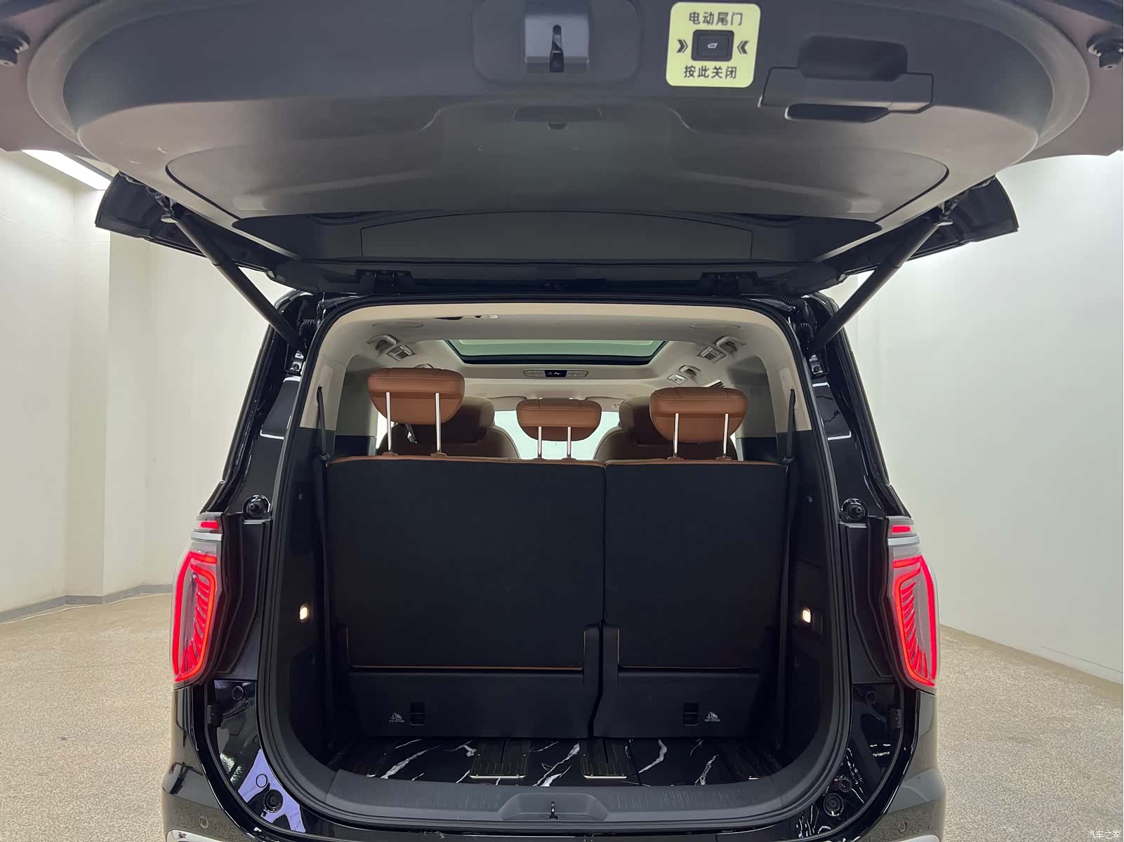 Hongqi HQ9, 2024 31