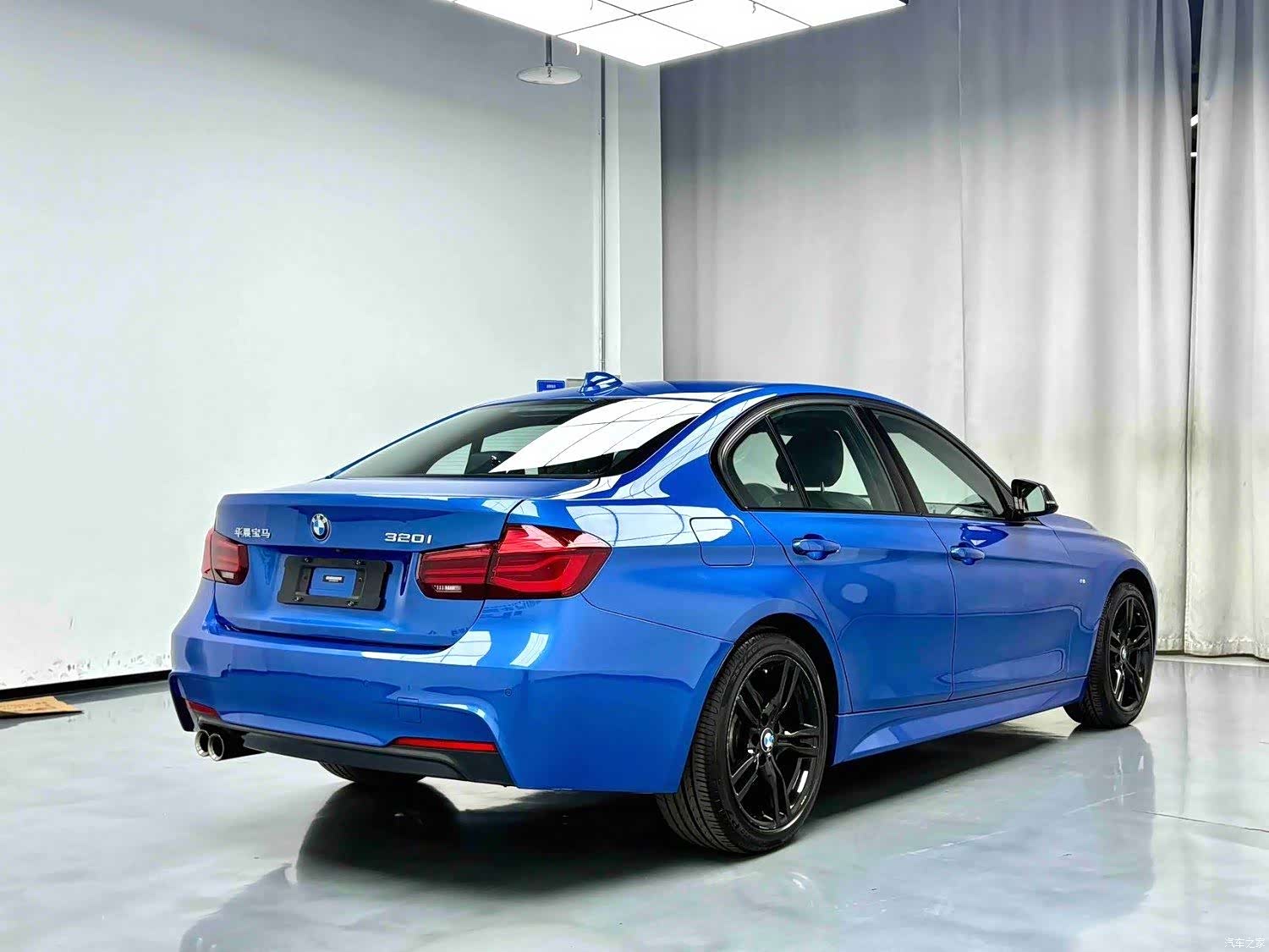 BMW 3 Series, 2018 7