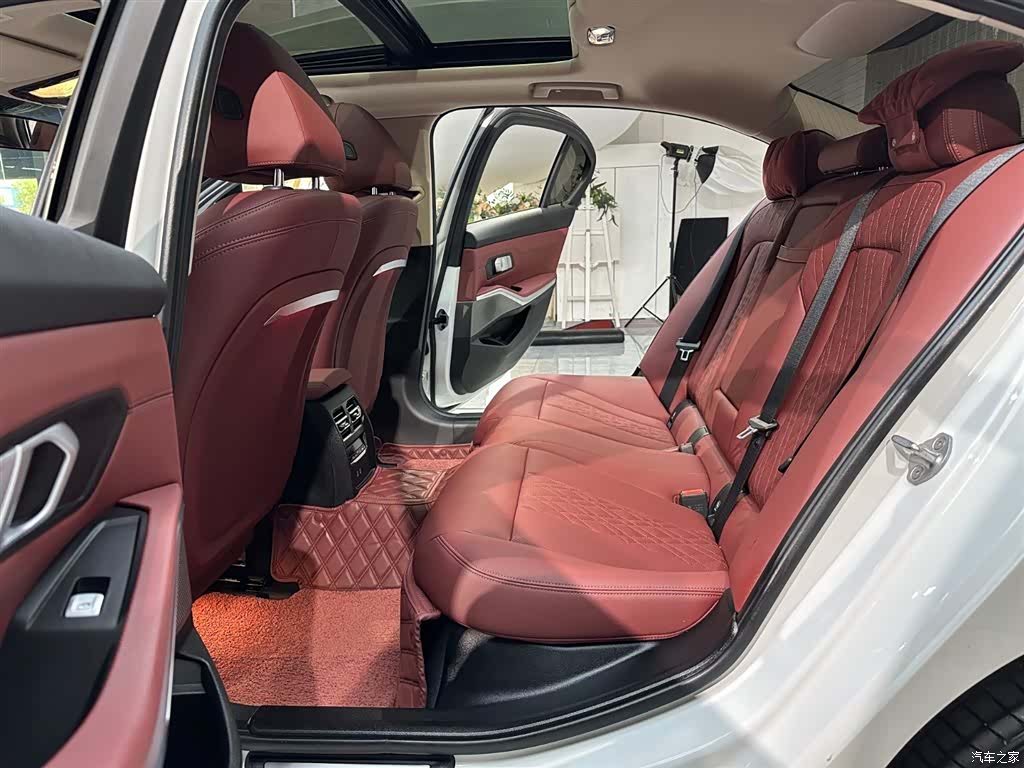BMW i3, 2024 16