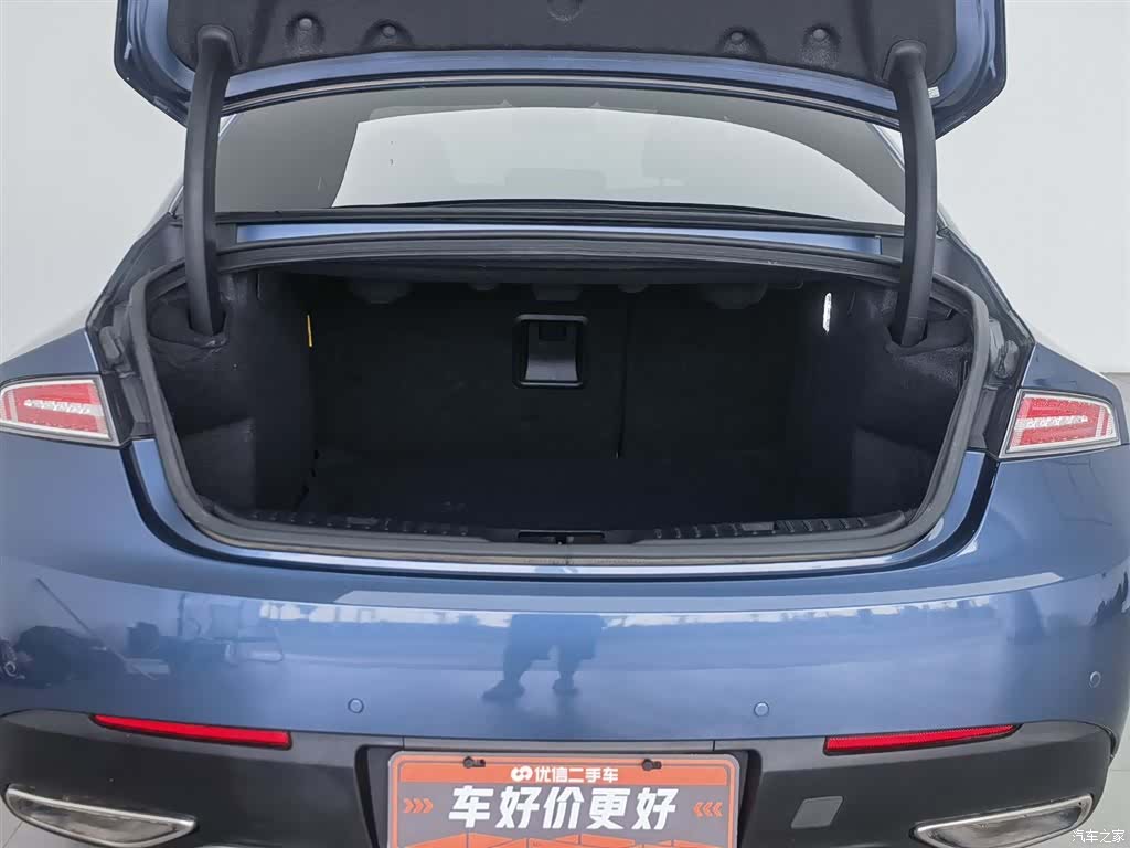 Lincoln MKZ, 2019 16