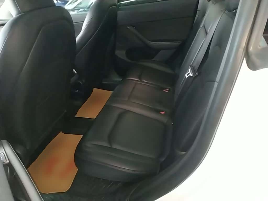 Tesla Model Y, 2022 17