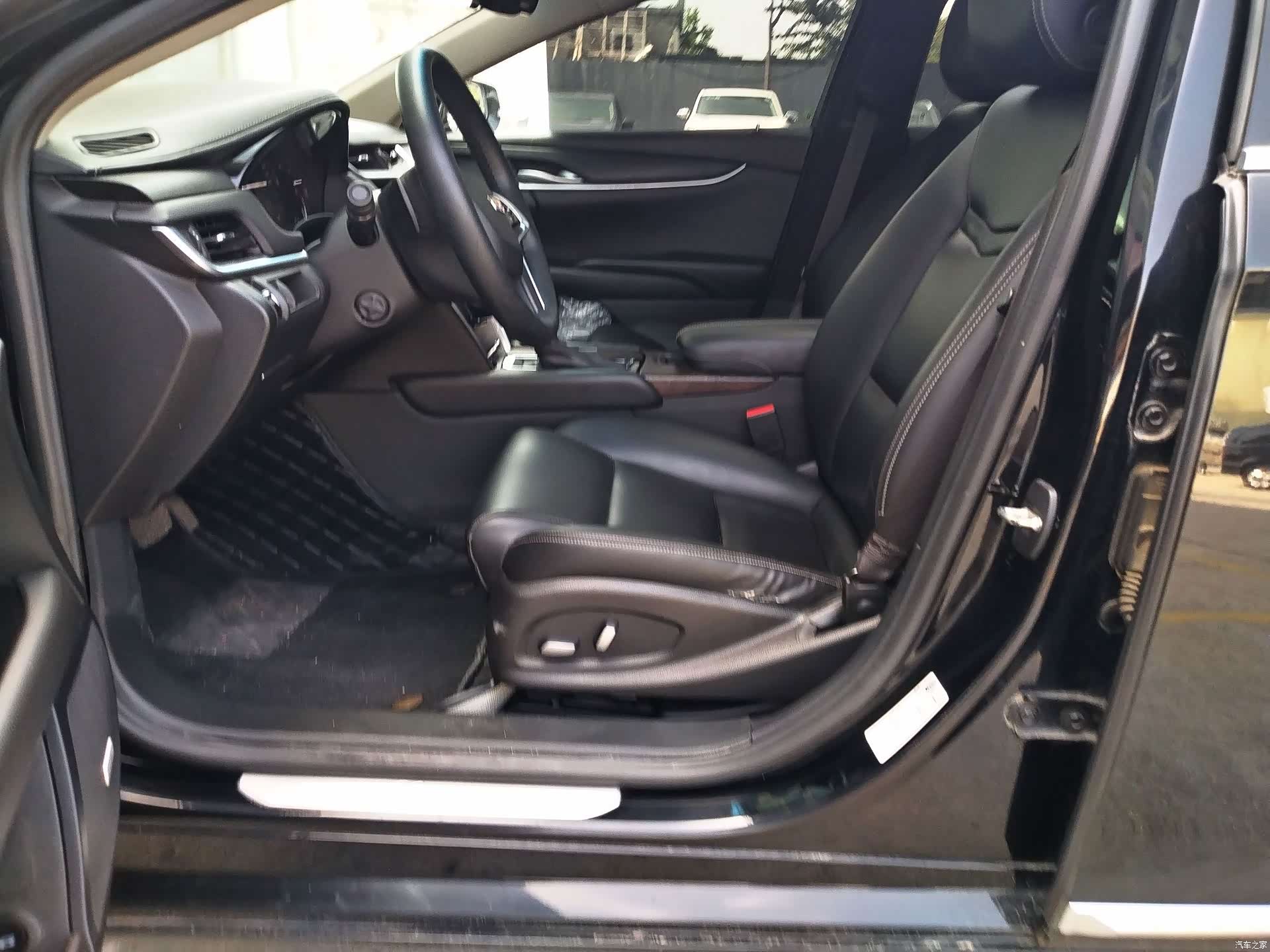 Cadillac XTS, 2018 все фото