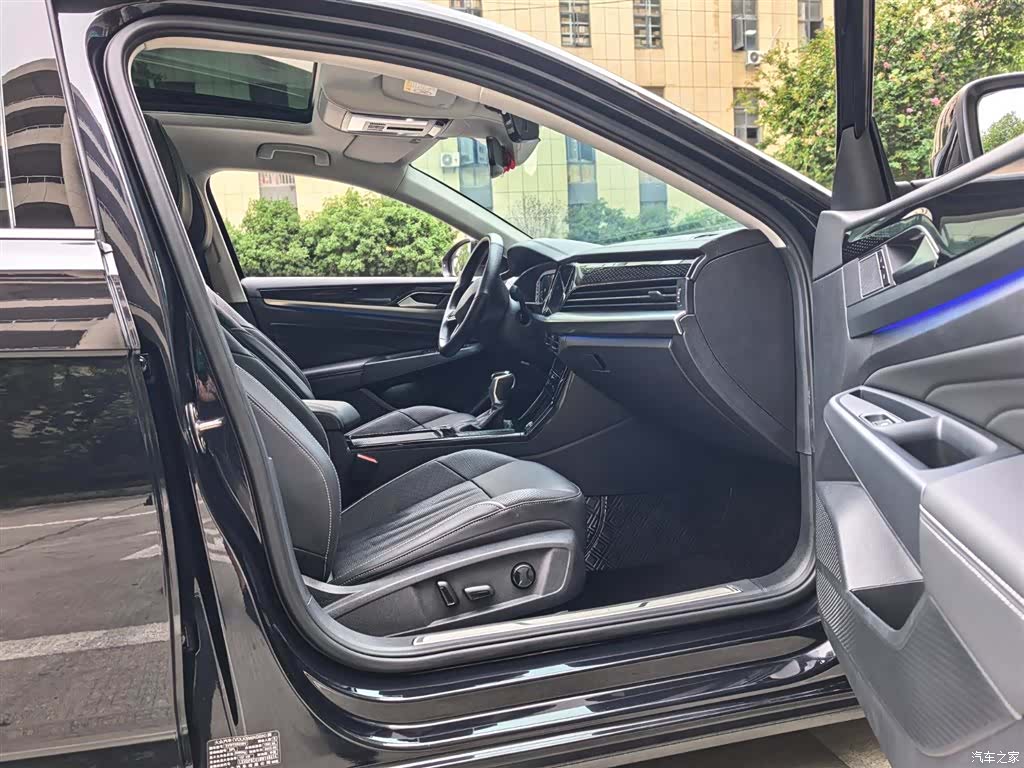 Volkswagen Passat, 2022 7