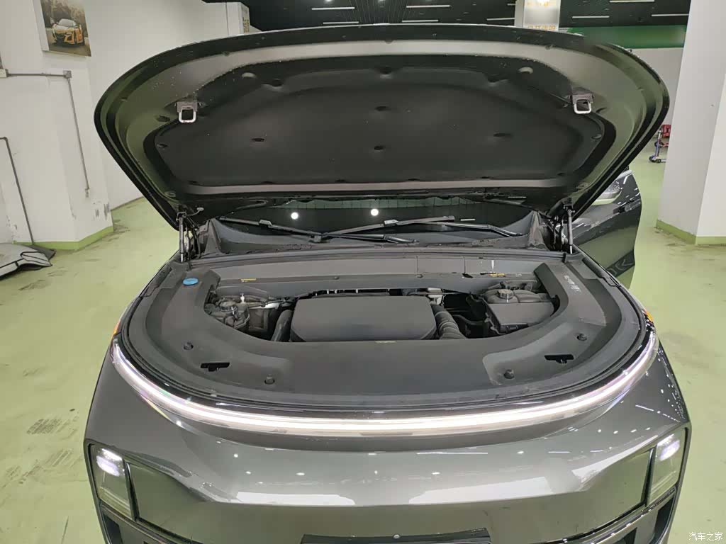 Li Auto L9, 2022 11