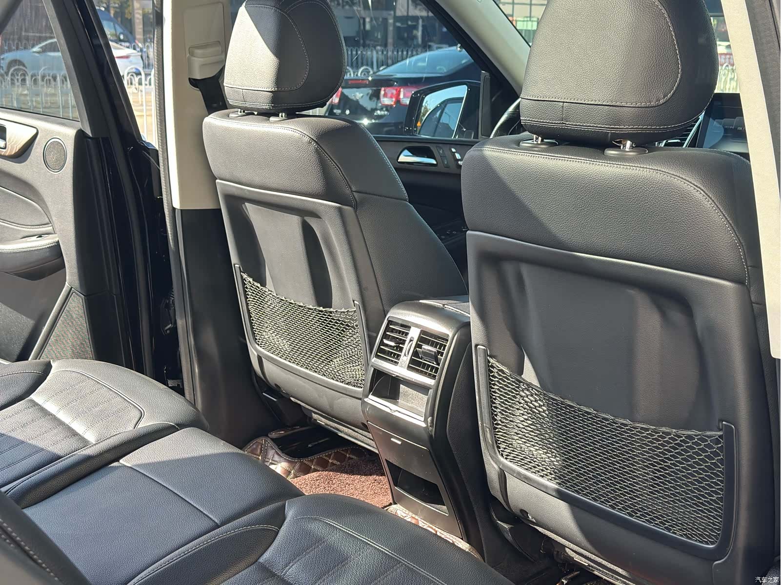 Mercedes-Benz GLE, 2018 27