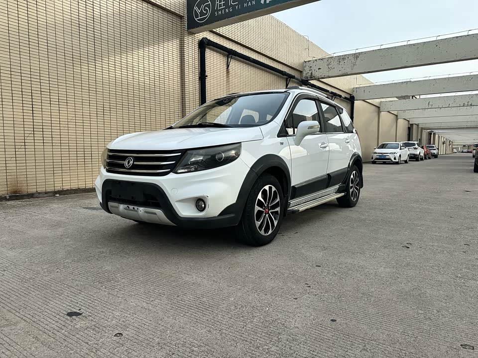 Forthing Jingyi X5 Forthing Jingyi X5