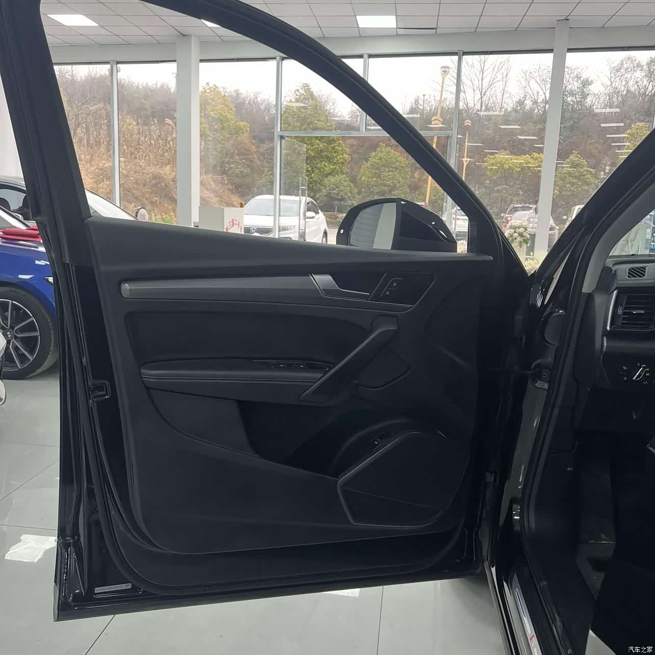 Audi Q5L, 2022 10