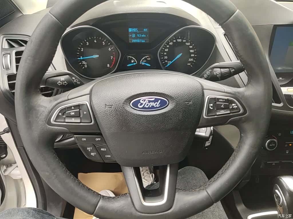 Ford Kuga, 2018 7