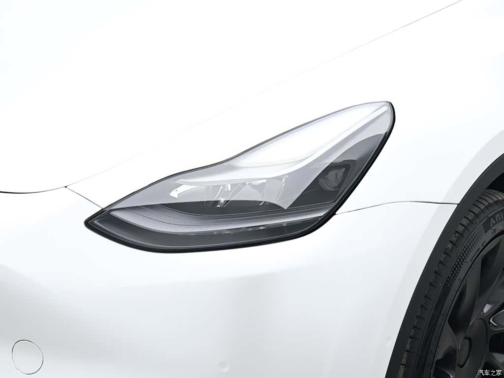 Tesla Model Y, 2021 17
