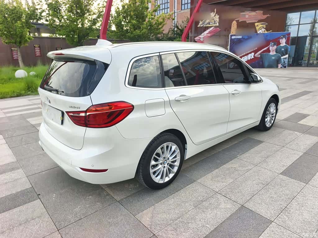 BMW 2 Series, 2019 9