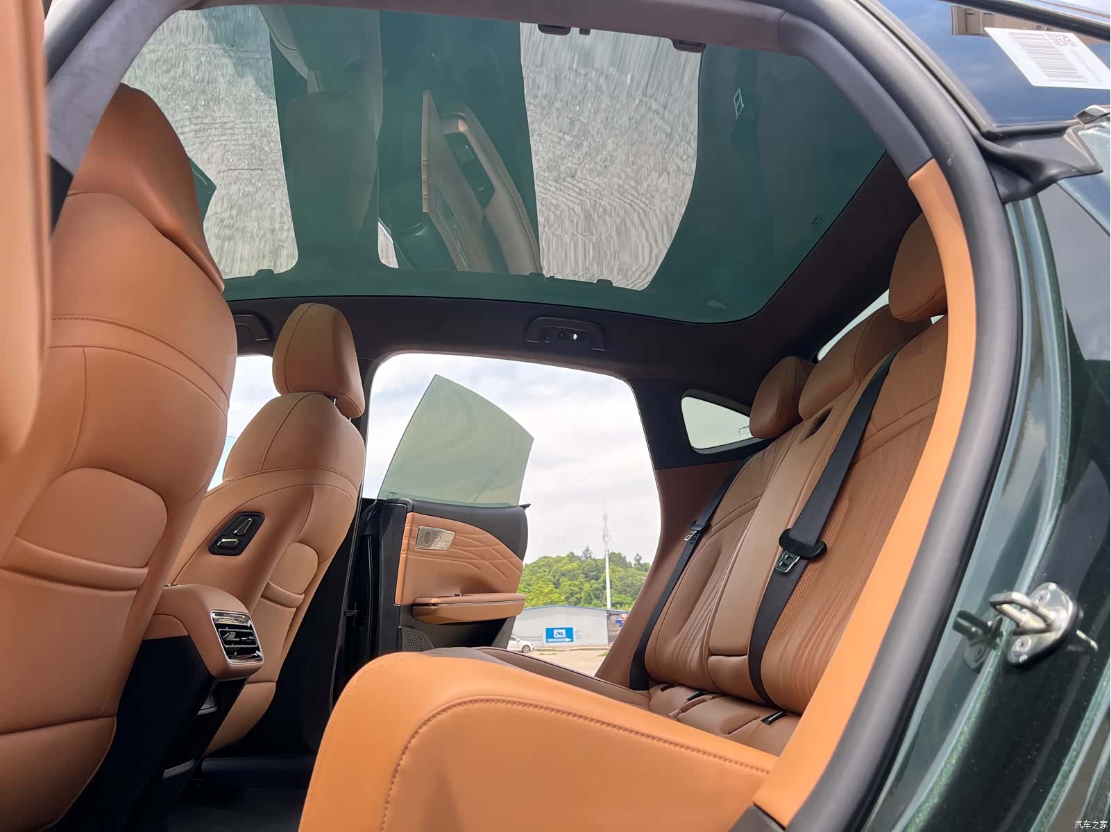 Geely 8, 2025 6