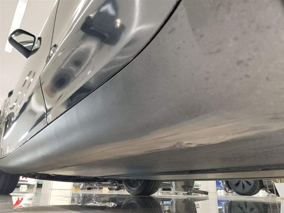 Tesla Model Y Tesla Model Y