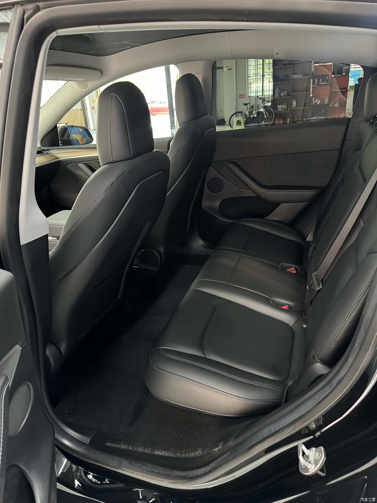 Tesla Model Y, 2022 6