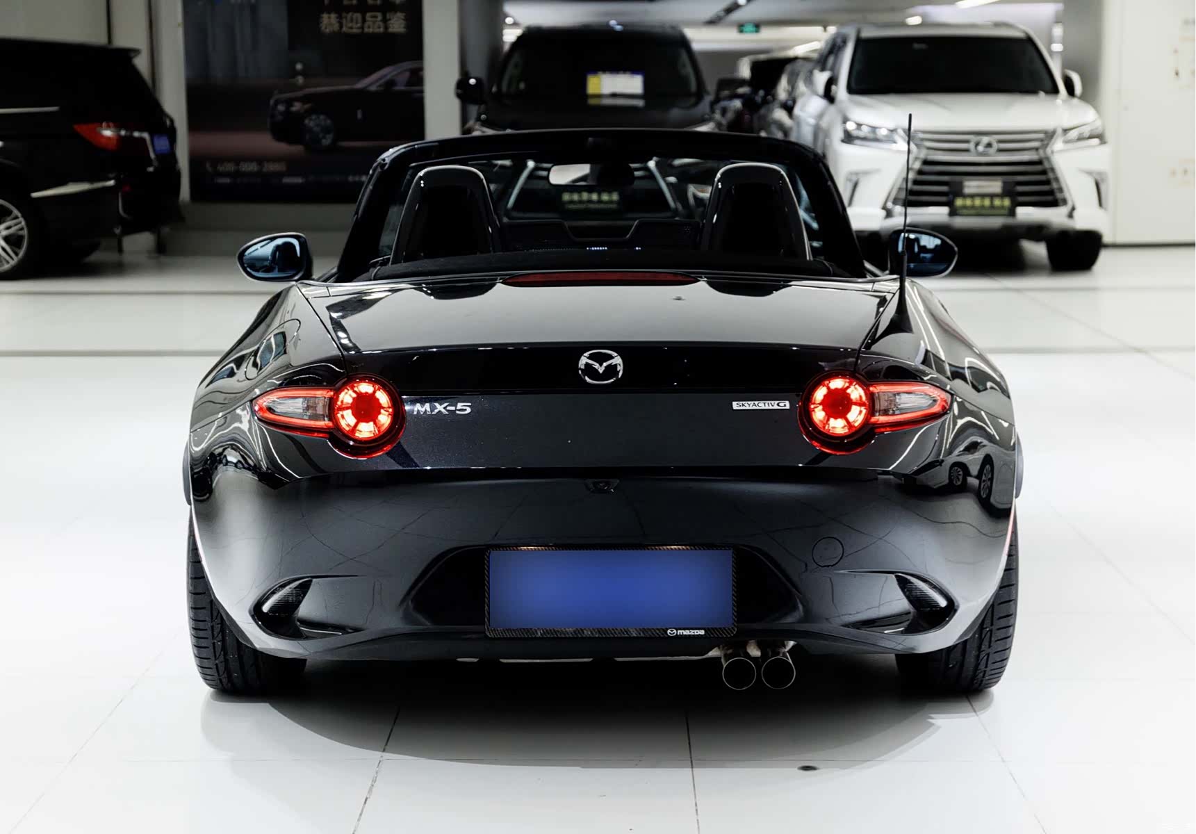 Mazda MX-5, 2023 4