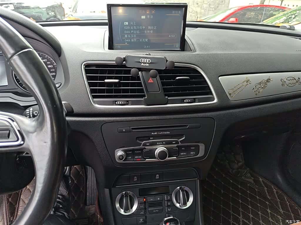 Audi Q3, 2015 13