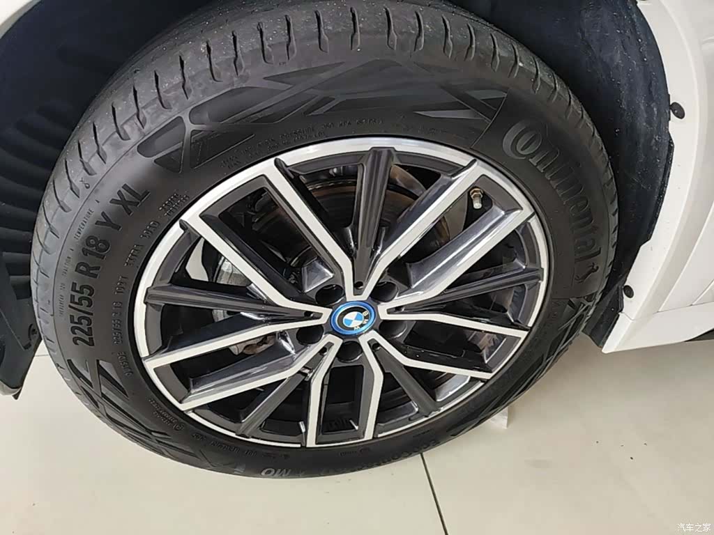 BMW iX1, 2025 23