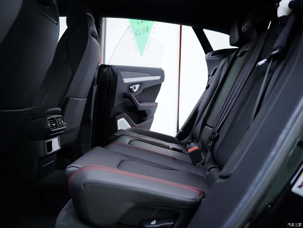 Lamborghini Urus, 2020 41