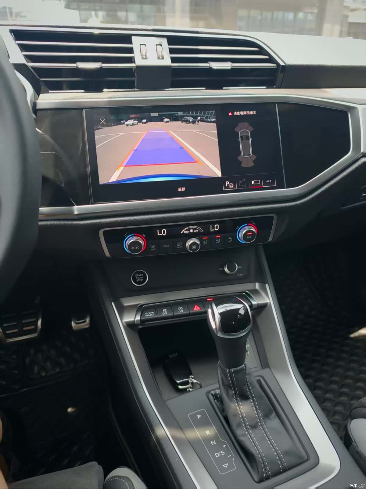 Audi Q3, 2022 13