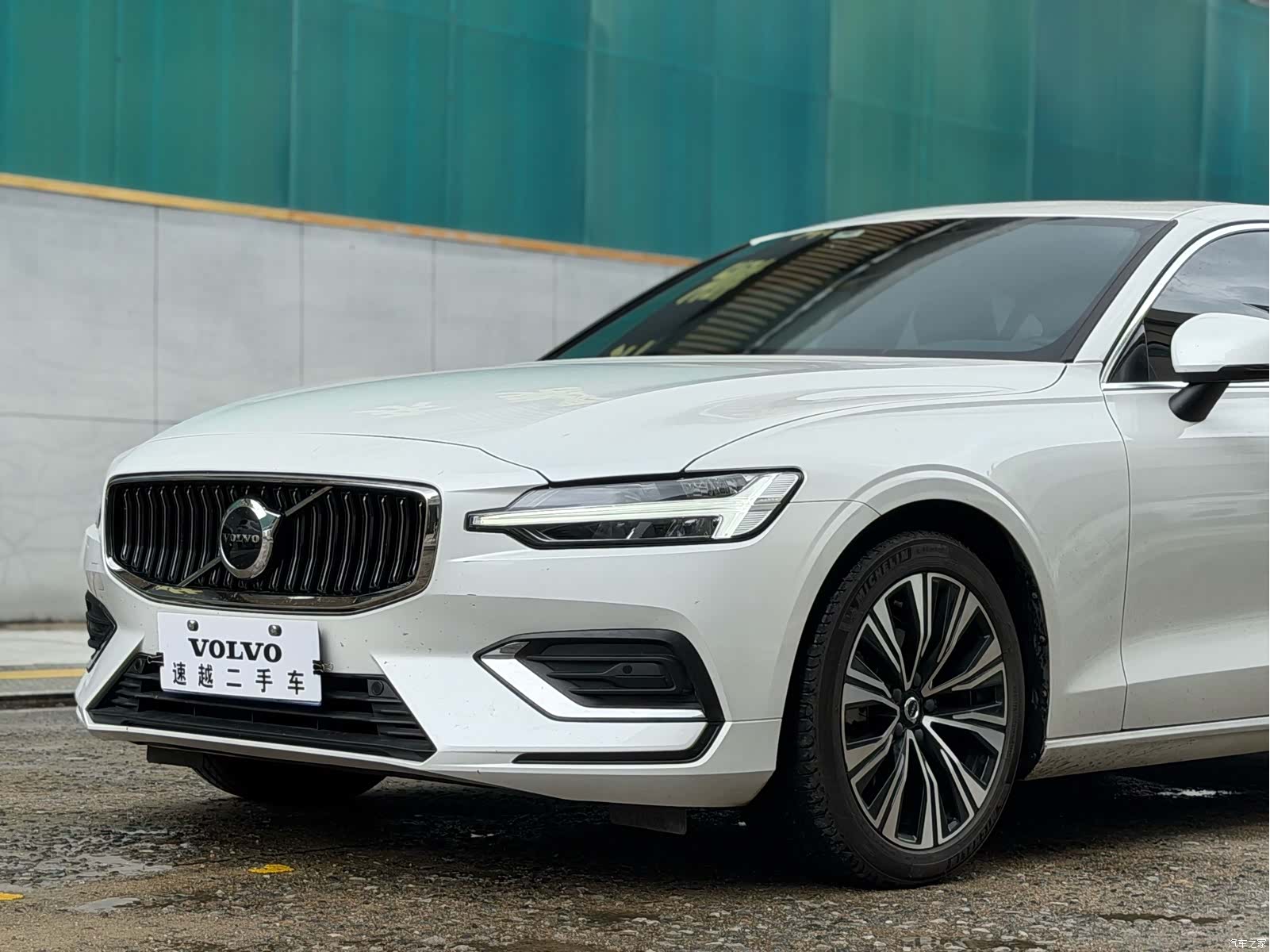 Volvo S60, 2025 11