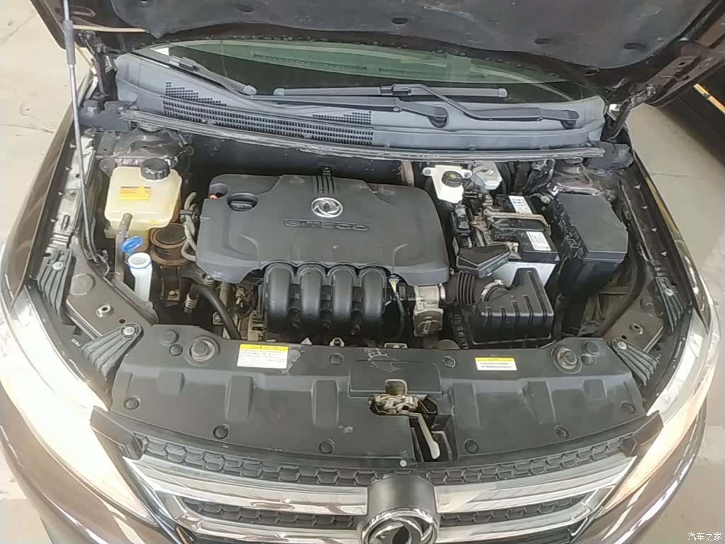 DongFeng AX3, 2016 16