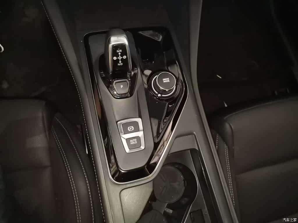 Lynk & Co 02, 2022 14