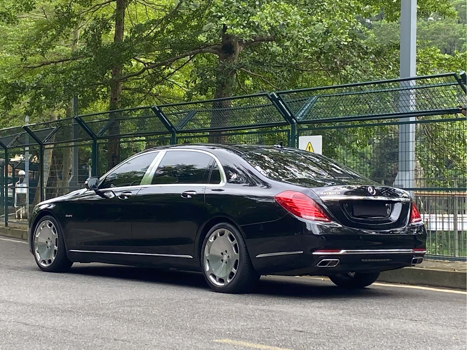 Maybach S-Class, 2016 все фото