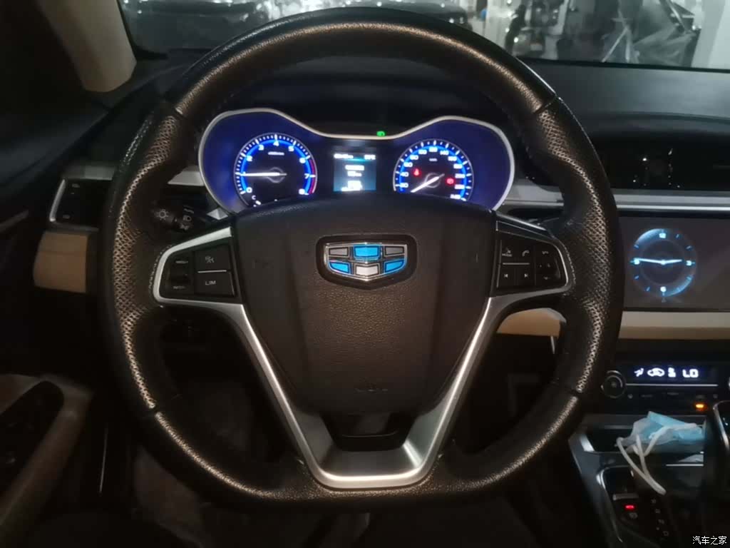 Geely Emgrand, 2018 11