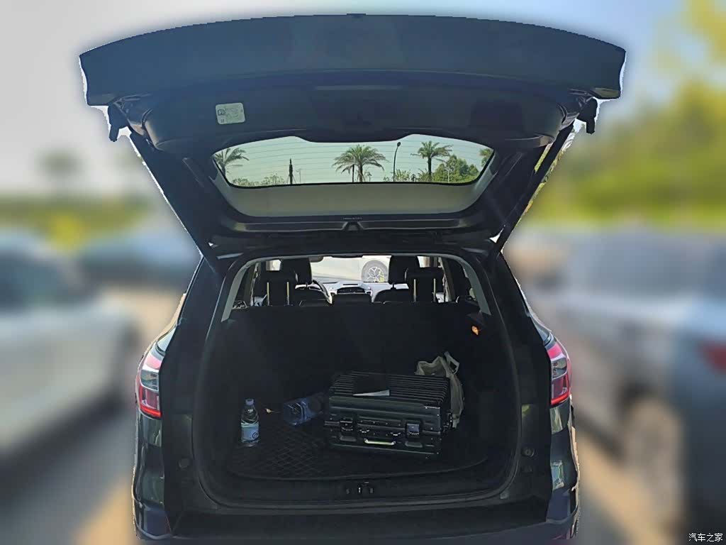 Ford Kuga, 2017 10