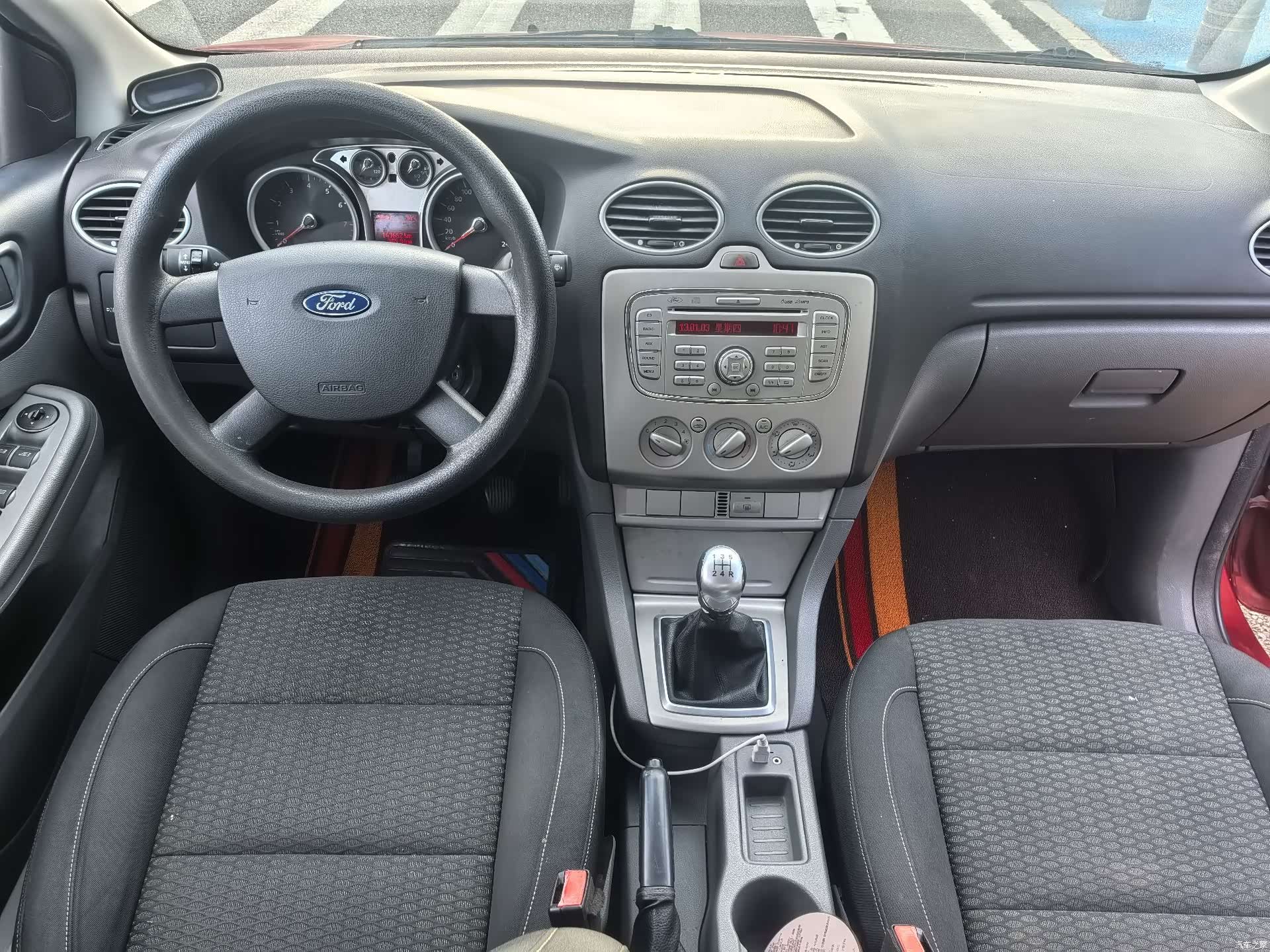 Ford Focus, 2013 7