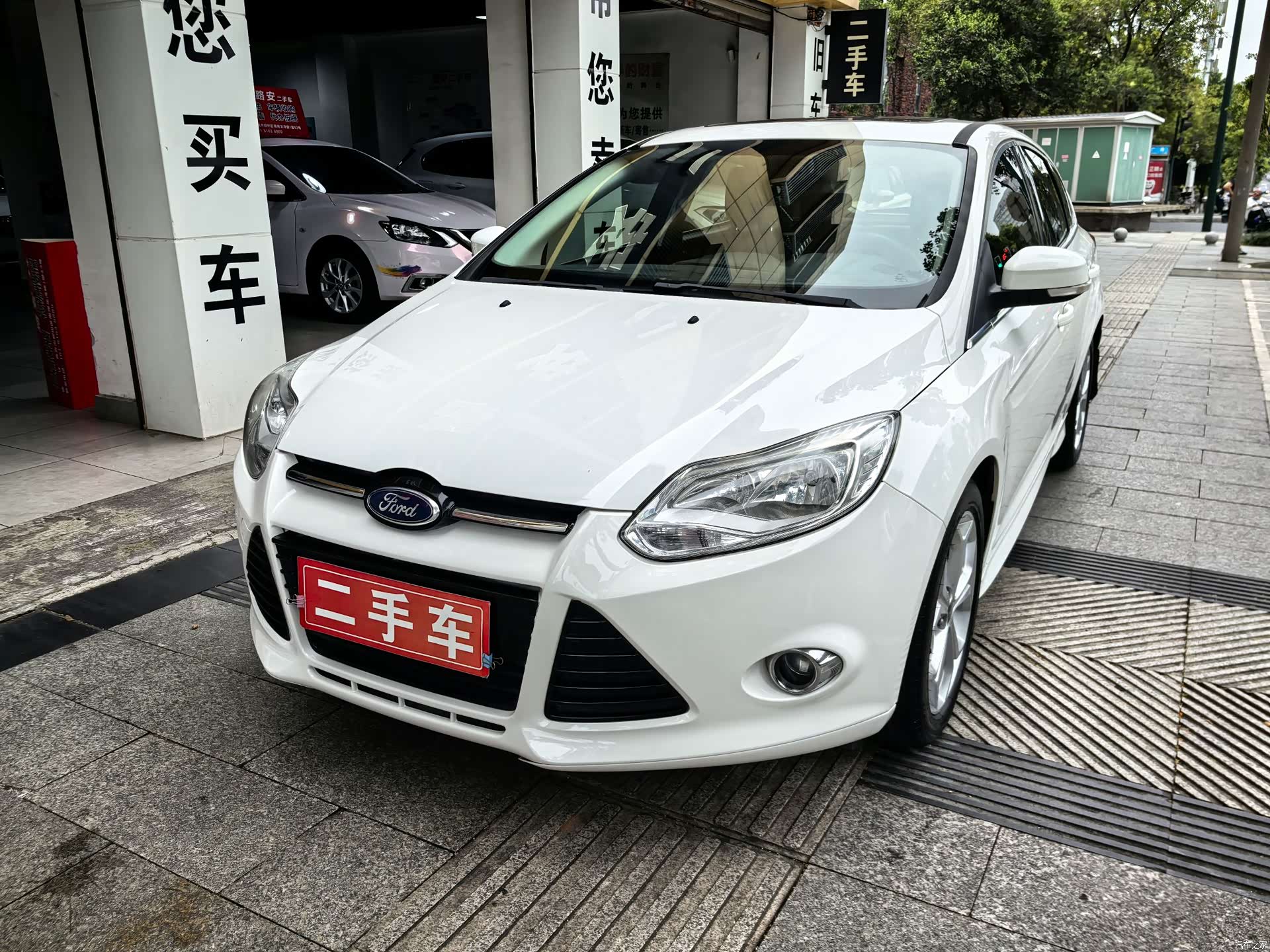 Ford Focus, 2014 4