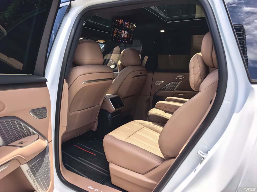 NIO L90, 2025 12