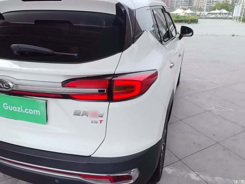 JAC S4, 2019 8