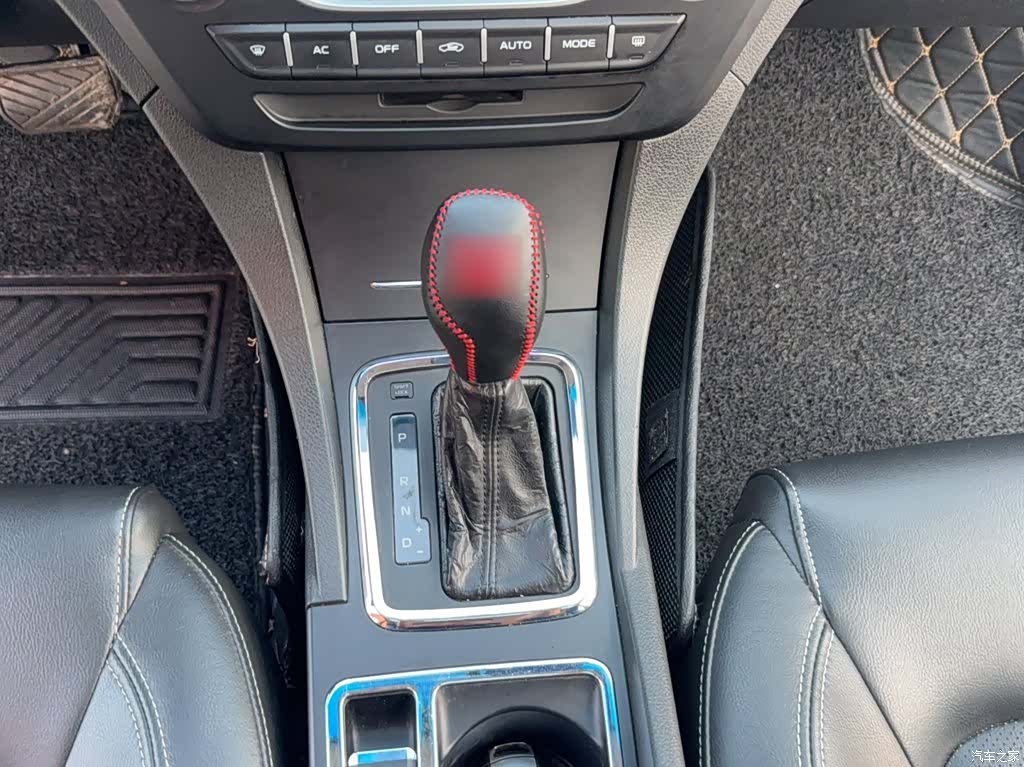 Geely Emgrand, 2017 9