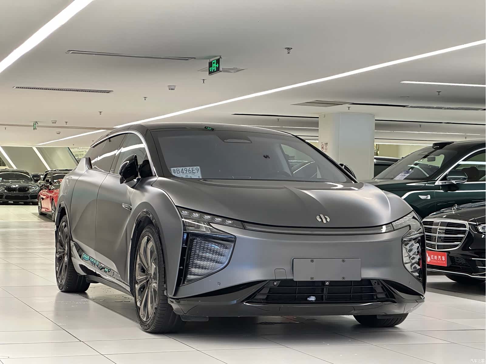HiPhi X, 2022 3