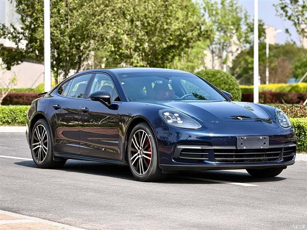 Porsche Panamera, 2018 3