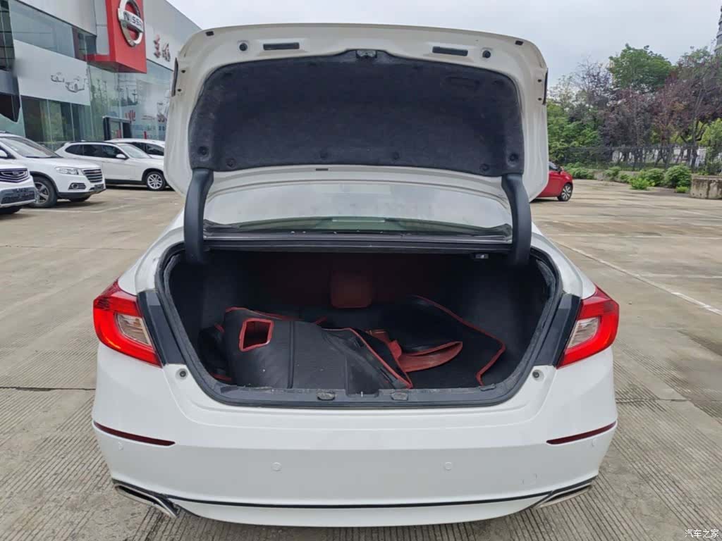 Honda Accord, 2019 19
