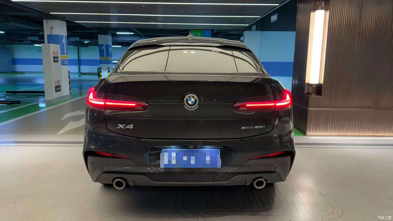 BMW X4, 2020 все фото