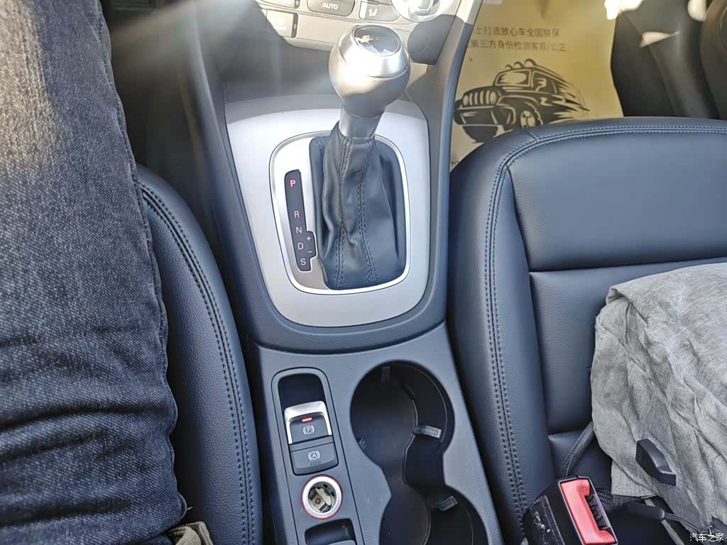 Audi Q3, 2015 10