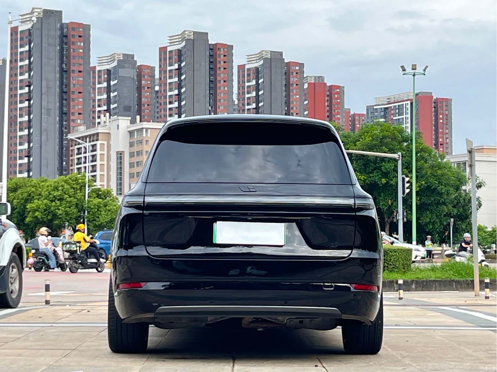 Li Auto L9, 2022 8