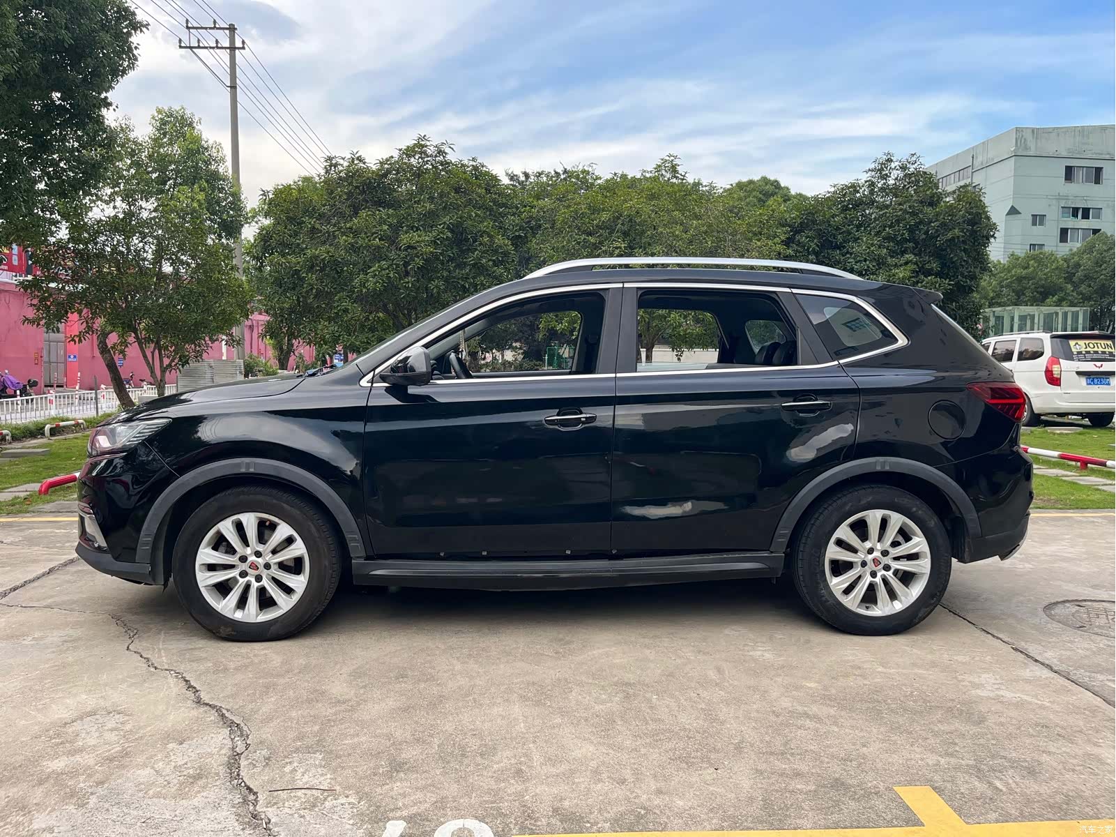 Roewe RX5, 2018 8