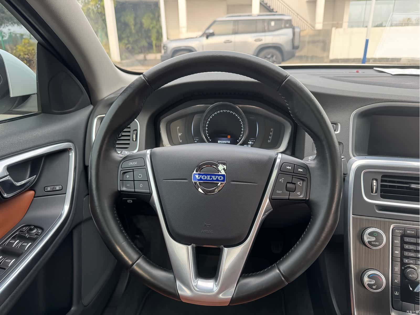 Volvo S60, 2016 16