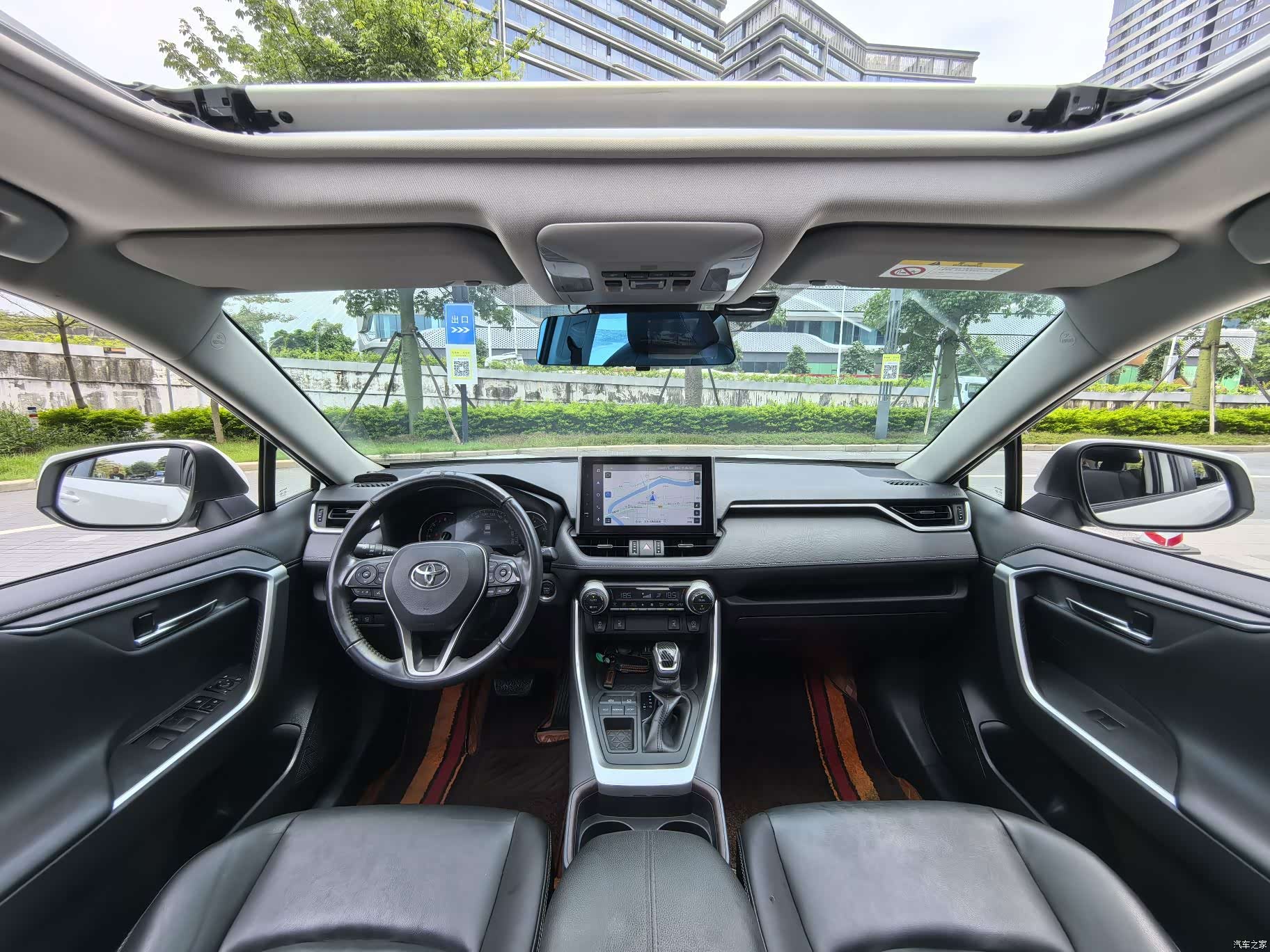 Toyota RAV4, 2021 12