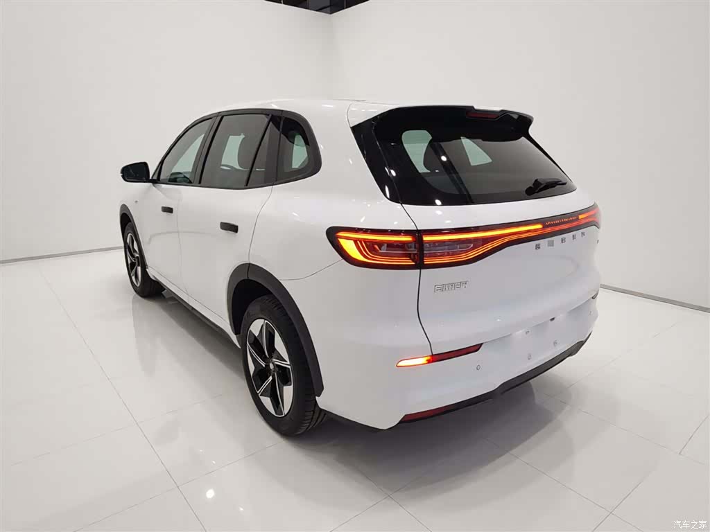 Geely Galaxy E5, 2026 все фото